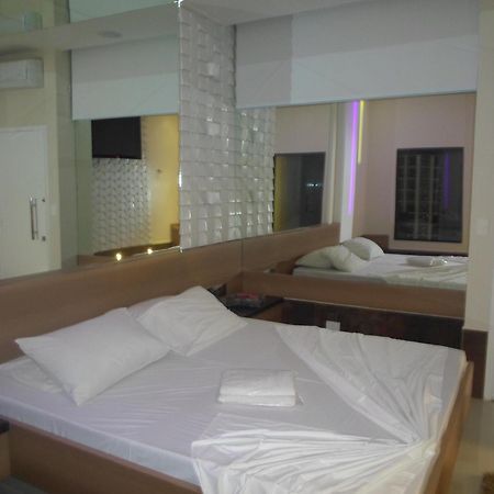 Dinys Motel (Adults Only) Praia Grande  Room photo