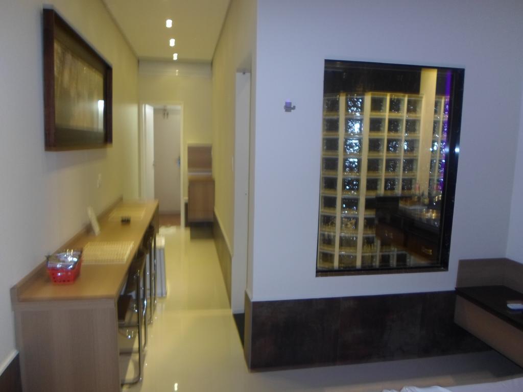 Dinys Motel (Adults Only) Praia Grande  Room photo